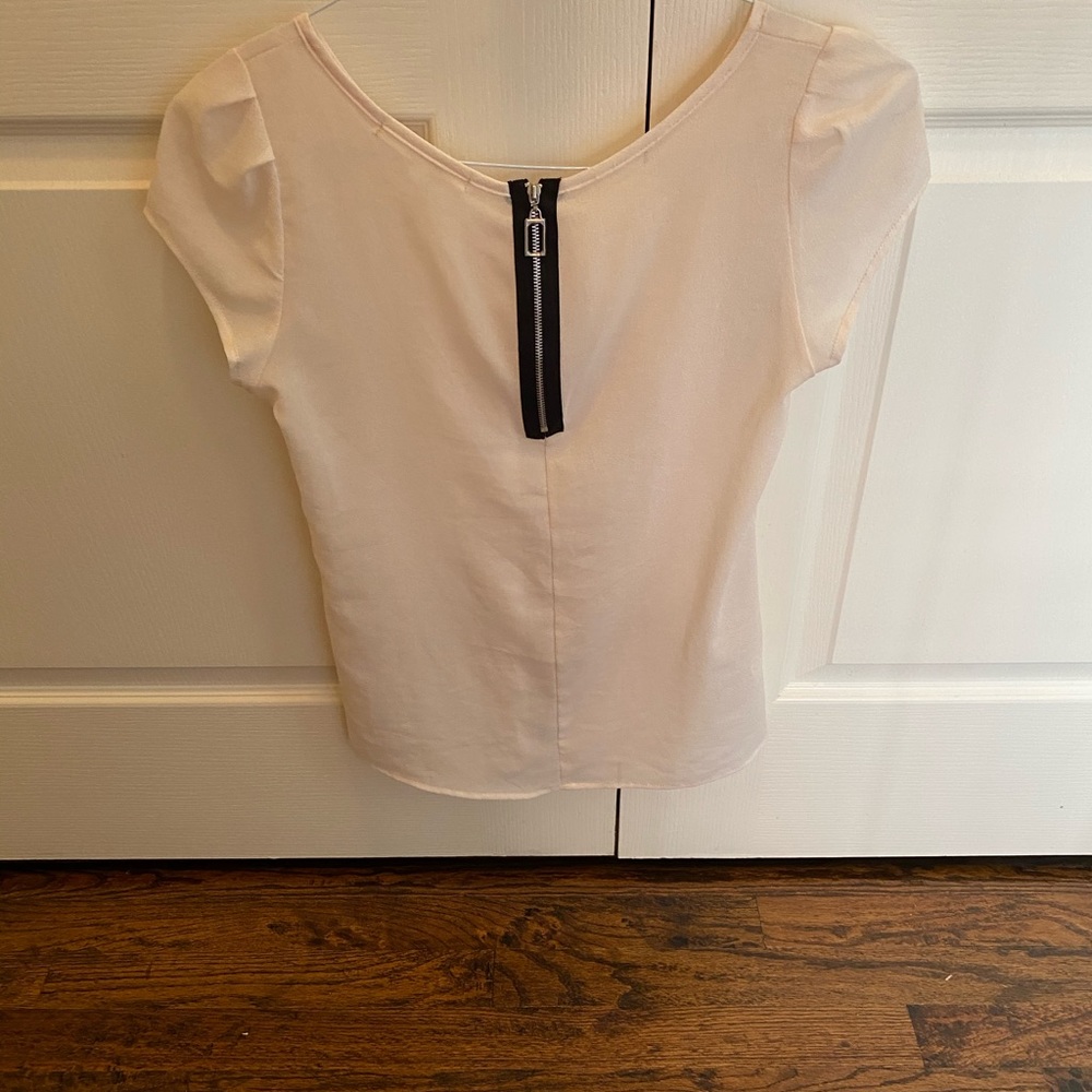 Ivory Blouse - Picture 2 of 2